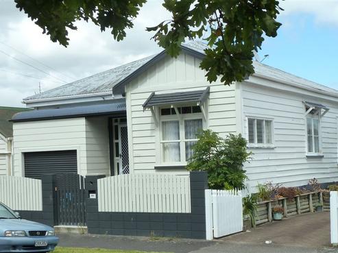 609 Rolleston Street, Thames