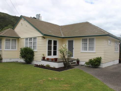 58 Birdwood Road, Waterloo