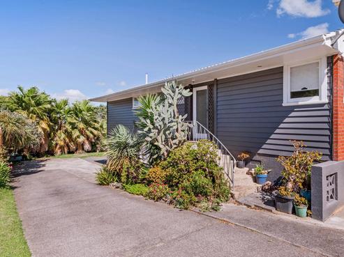 4B Pine Terrace, Howick