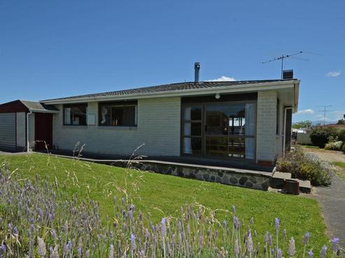 107 Regent Street, Martinborough