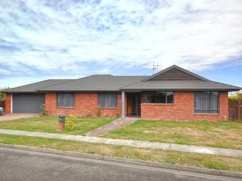 82 Aldinga Avenue, Stoke