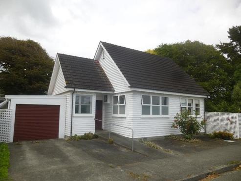 8 Atmore Avenue, Otaki