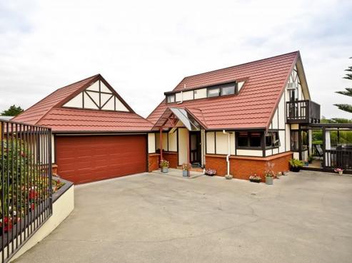 32 Palm Grove Drive, Western Heights
