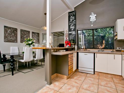 18A Teviot Place, Totara Vale