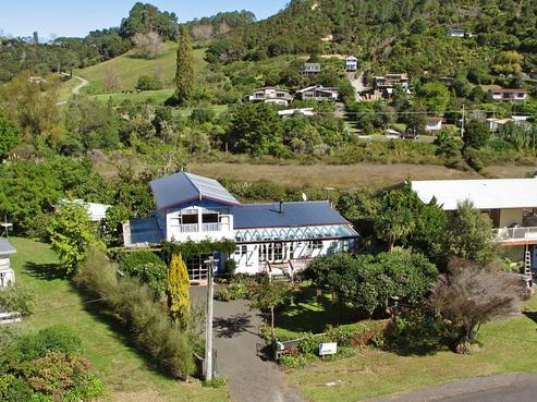 28 Riverview Road, Cooks Beach