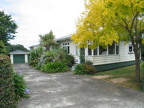 87 Kitchener Road, Waiuku