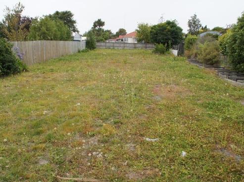 114 Hills Road, Edgeware