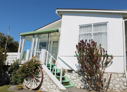 8 Hall Street, Motunau