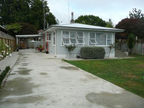 68 Thompson Street, Leamington