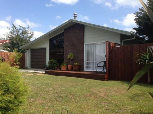 8 Aratiatia Place, Tikipunga
