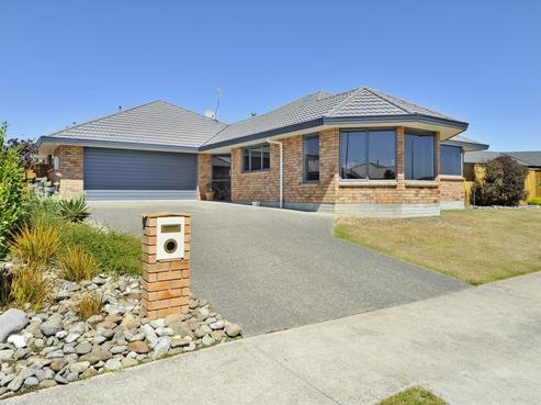 4 Ron Place, Fitzherbert