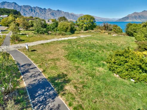 48 Cedar Drive, Kelvin Heights