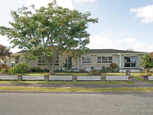 10 Fernleigh Street, Chartwell
