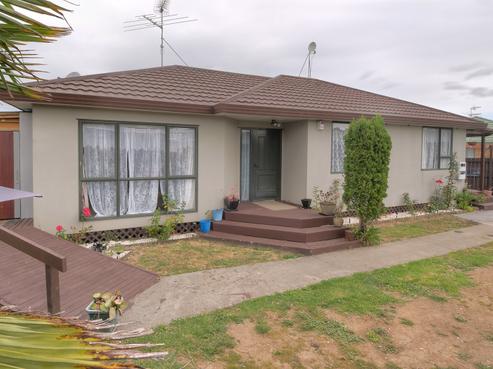 37 Robert Ross Place, Clendon Park