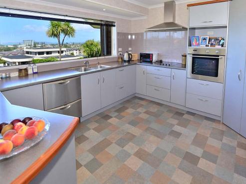 14 The Ritz, Orewa