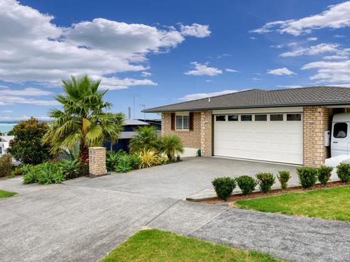 19 Omana Heights Drive, Maraetai