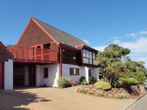 3 Maungaraki Road, Korokoro