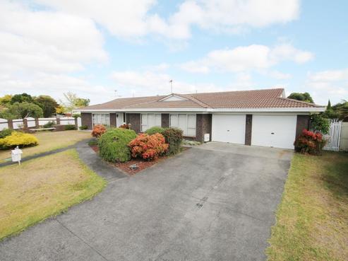 7 Syntax Place, Conifer Grove