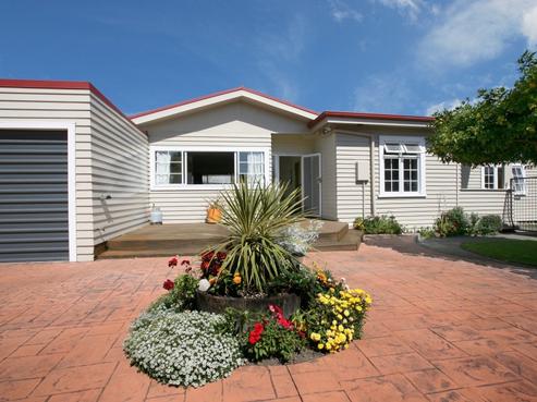 700 Saint Aubyn Street East, Parkvale