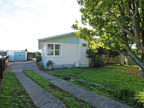 14 Northolt Road, Fairview Downs