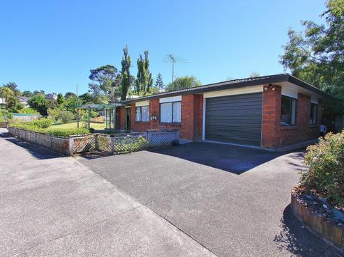 7E Shadon Place, Stanmore Bay