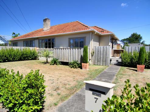 7 Graham Street, Hamilton East