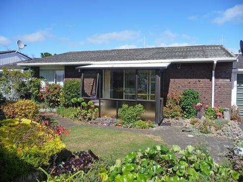 2/52 Lyn Street, Lynmouth