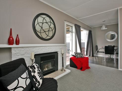 1204 Caroline Road, Mayfair
