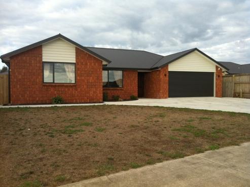 77 New Borman Road, Huntington