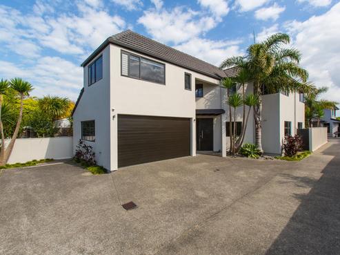 1/14 Stratford Avenue, Milford