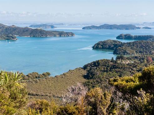 717 Rawhiti Road, Oakura Coast
