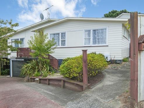 209 Dowse Drive, Maungaraki