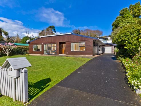 28 Glenvar Road, Torbay
