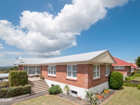4323 Great North Road, Glendene