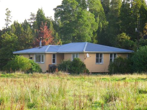 588 South Turnbull Road, Jackson Bay