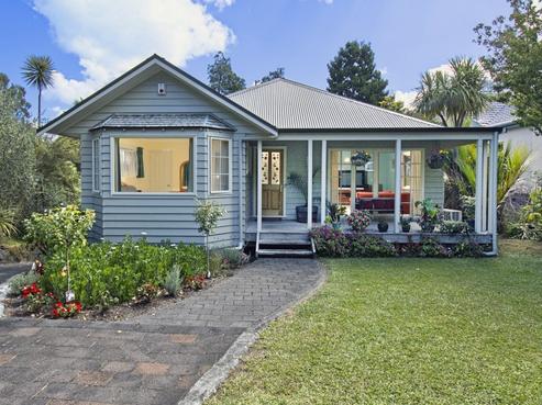 555 South Titirangi Road, Titirangi