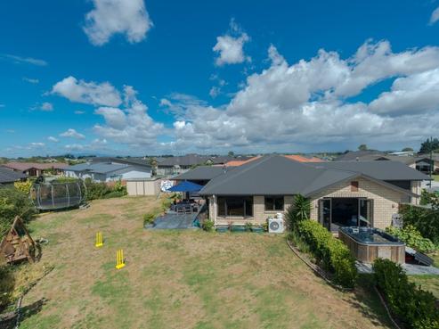 7 Jarvis Court, Huntington