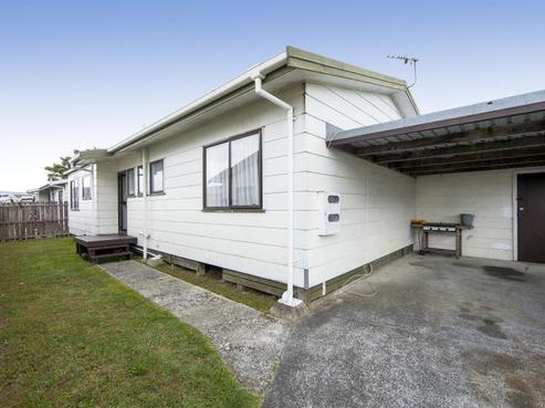 18B Templeton Place, Clendon Park