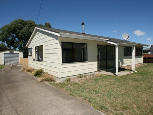 60 Nancy Street, Takapau