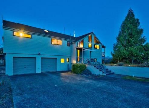 1114 State Highway 4, Parikino