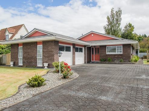 31 Downes Avenue, Springvale