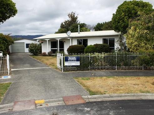 6 Aratika Crescent, Otaki