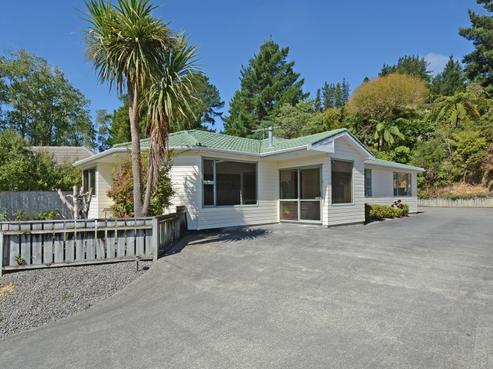 8 Hillside Drive, Maoribank