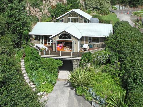 18 Grierson Close, Hahei