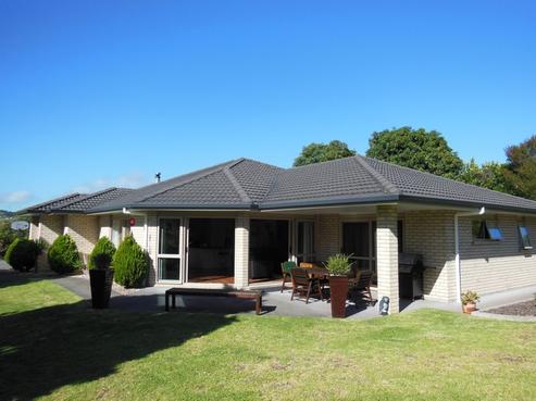 18 Tullamore, Maunu