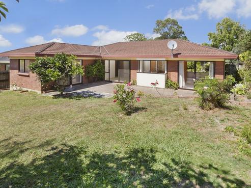 6 La Perouse Street, Botany Downs