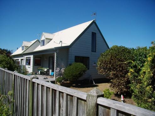 2B Ono Street, Waikanae Beach
