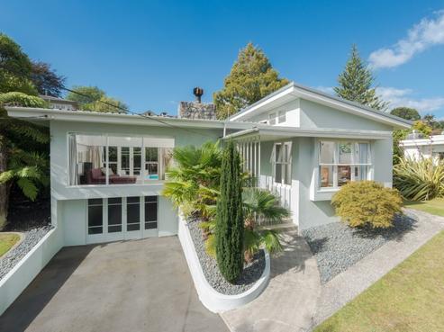 458 River Road, Fairfield
