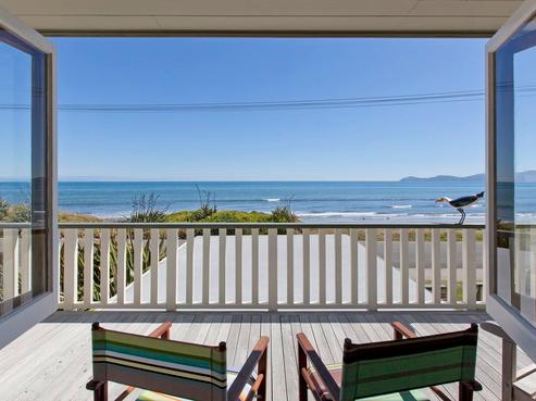 124 The Parade, Paekakariki