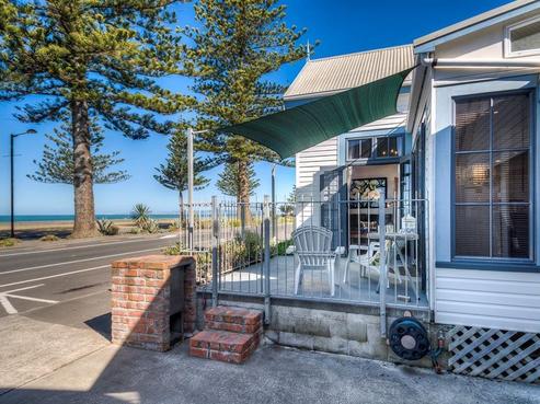 531 Marine Parade, Napier South